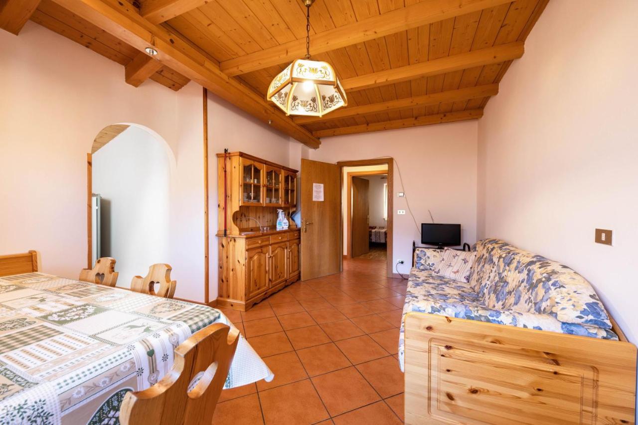 Villa Mazzel With Balcony Vigo di Fassa Exteriör bild