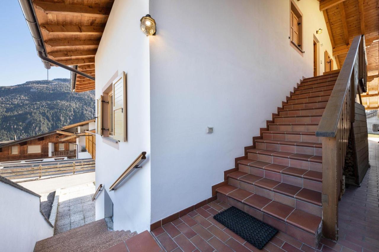 Villa Mazzel With Balcony Vigo di Fassa Exteriör bild