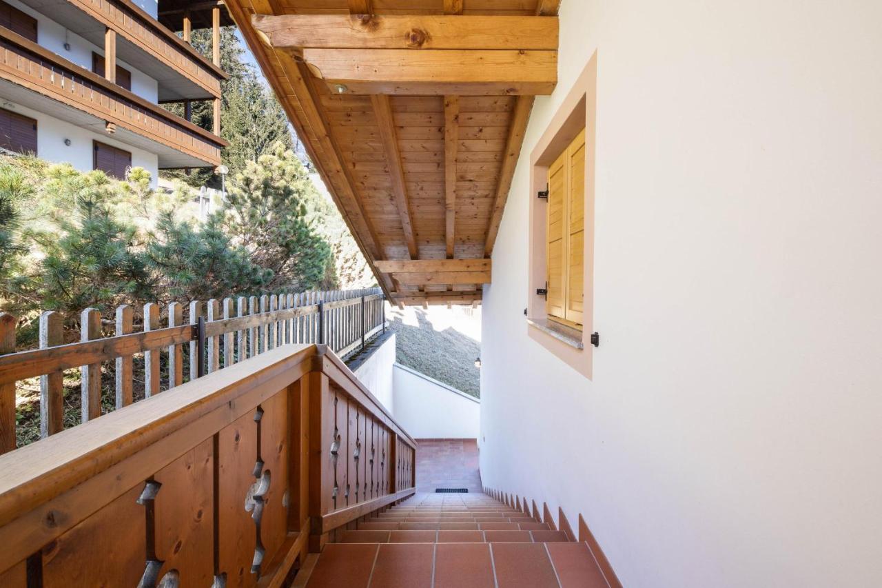 Villa Mazzel With Balcony Vigo di Fassa Exteriör bild